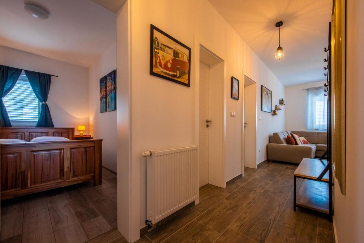 Apartman Paula Kastela Bagian luar foto